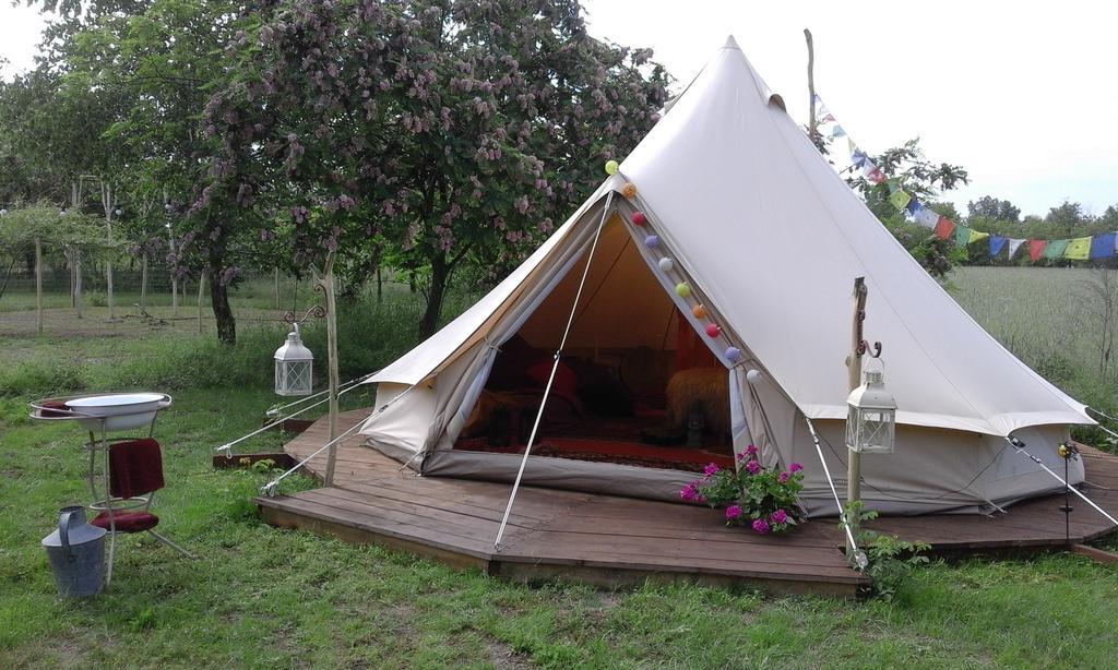 Chy-Kara Farm Camping Palmonostora Bagian luar foto